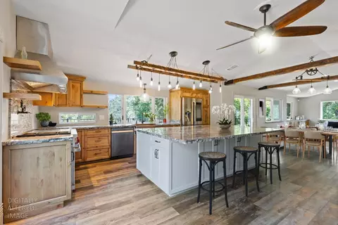 Kitchen - 121 Prospector Ct, Folsom, CA 95630 photo 5 of 10