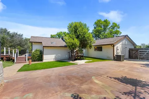 Exterior - 121 Prospector Ct, Folsom, CA 95630 photo 22 of 23