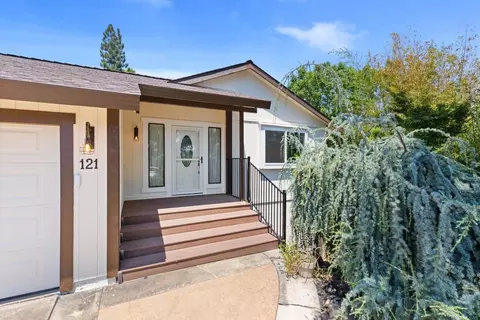 Exterior - 121 Prospector Ct, Folsom, CA 95630 photo 1 of 23