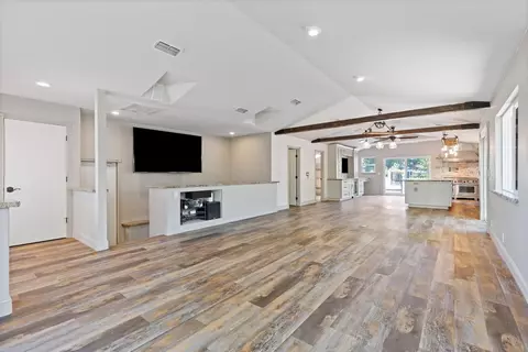 Living - 121 Prospector Ct, Folsom, CA 95630 photo 4 of 6