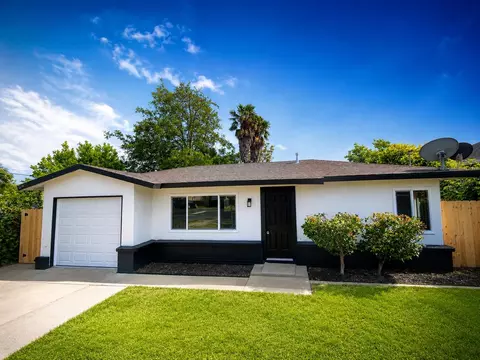 3046 Acampo Rd, Acampo, CA 95220