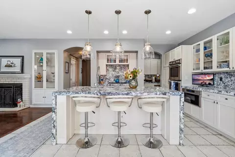 Kitchen - 1912 Legend Dr, Modesto, CA 95357 photo 2 of 4