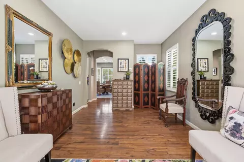 Entry Way - 1912 Legend Dr, Modesto, CA 95357 photo 6 of 7