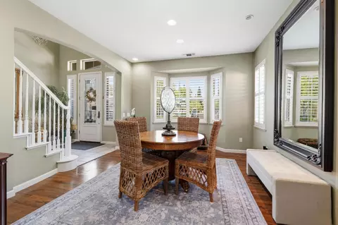 Entry Way - 1912 Legend Dr, Modesto, CA 95357 photo 4 of 7