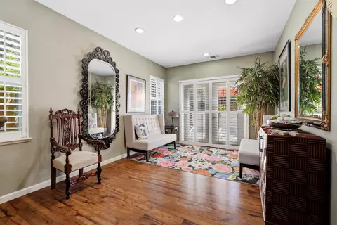 Entry Way - 1912 Legend Dr, Modesto, CA 95357 photo 5 of 7