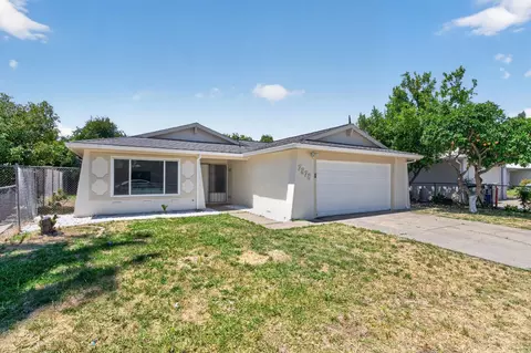 7878 Grandstaff Dr, Sacramento, CA 95823