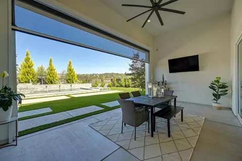 Exterior - 806 Fallen Log Ct, Rocklin, CA 95765 photo 6 of 23