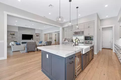 Kitchen - 806 Fallen Log Ct, Rocklin, CA 95765 photo 3 of 4