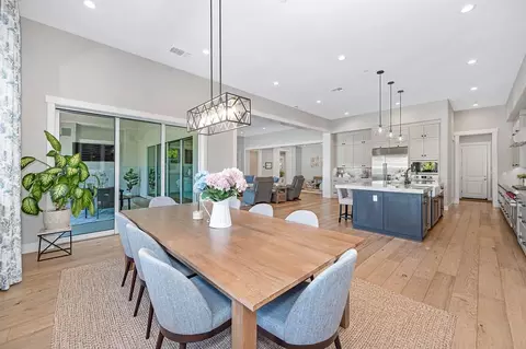 Dining - 806 Fallen Log Ct, Rocklin, CA 95765 photo 2 of 3