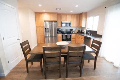 Dining - 430 Peppercorn Dr, Turlock, CA 95380 photo 1 of 1