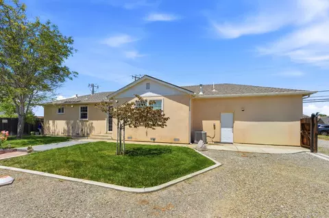 Exterior - 2734 W Byron Rd, Tracy, CA 95377 photo 9 of 13