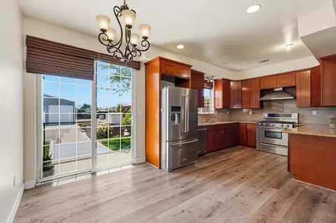 Kitchen - 2734 W Byron Rd, Tracy, CA 95377 photo 2 of 2