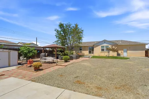 Exterior - 2734 W Byron Rd, Tracy, CA 95377 photo 7 of 13