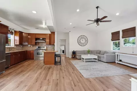 Entry Way - 2734 W Byron Rd, Tracy, CA 95377 photo 1 of 2