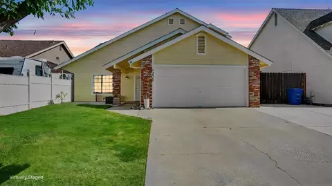 2405 Walnut Park Dr, Modesto, CA 95355