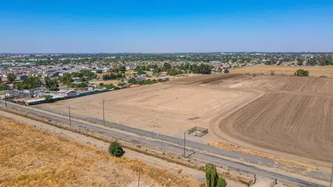 2246 E Mission Ave, Merced, CA 95341 photo 21