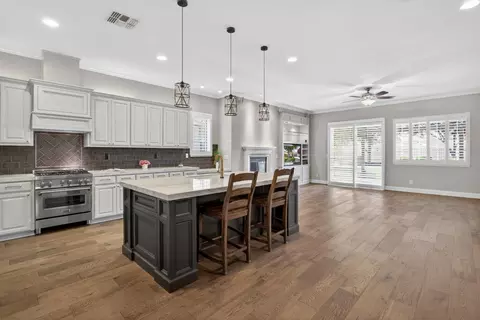 Kitchen - 9016 Tee Box Ct, Patterson, CA 95363 photo 1 of 5