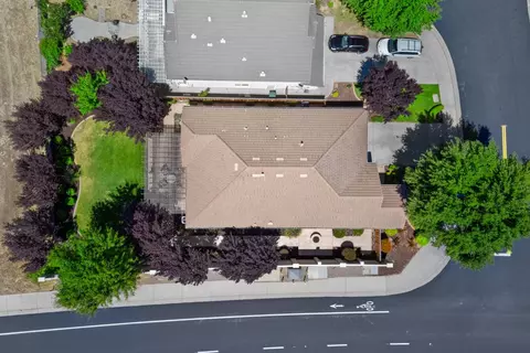 View/Area - 9016 Tee Box Ct, Patterson, CA 95363 photo 1 of 8