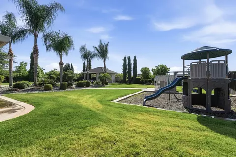 Exterior - 2837 Geer Rd, Hughson, CA 95326 photo 15 of 20