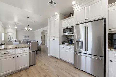 Kitchen - 2837 Geer Rd, Hughson, CA 95326 photo 5 of 5