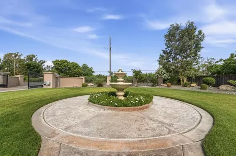 Exterior - 2837 Geer Rd, Hughson, CA 95326 photo 4 of 20