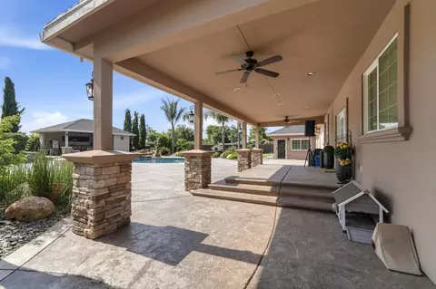 Exterior - 2837 Geer Rd, Hughson, CA 95326 photo 6 of 20