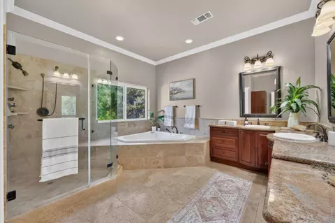 Bath - 7760 Boulder Creek Rd, Penryn, CA 95663 photo 3 of 8