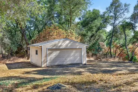 Exterior - 7760 Boulder Creek Rd, Penryn, CA 95663 photo 17 of 18