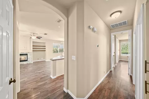 Entry Way - 8412 Pinyon Pine Pl, Antelope, CA 95843 photo 2 of 2
