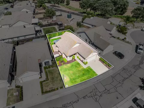 View/Area - 8412 Pinyon Pine Pl, Antelope, CA 95843 photo 1 of 5