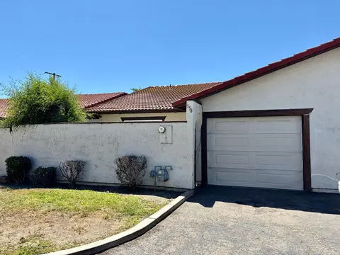 Exterior - 158 E Grant Line Rd, Tracy, CA 95376 photo 2 of 3