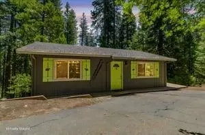 2693 Country Club Dr, Arnold, CA 95223