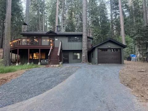 25127 Abraham Ave, Mi Wuk Village, CA 95346