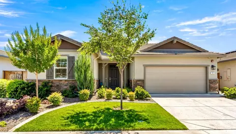 1051 Carson River Dr, Lincoln, CA 95648