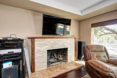 Living - 3840 Valle Vista Rd, Carmichael, CA 95608 photo 6 of 6