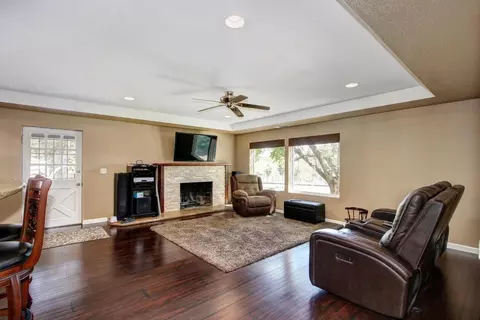 Living - 3840 Valle Vista Rd, Carmichael, CA 95608 photo 5 of 6