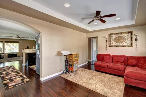 Living - 3840 Valle Vista Rd, Carmichael, CA 95608 photo 2 of 6