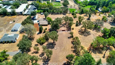 View/Area - 3840 Valle Vista Rd, Carmichael, CA 95608 photo 4 of 14
