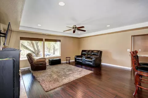 Living - 3840 Valle Vista Rd, Carmichael, CA 95608 photo 4 of 6