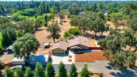View/Area - 3840 Valle Vista Rd, Carmichael, CA 95608 photo 1 of 14