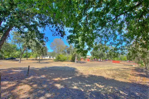 Exterior - 3840 Valle Vista Rd, Carmichael, CA 95608 photo 21 of 23