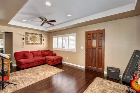 Living - 3840 Valle Vista Rd, Carmichael, CA 95608 photo 1 of 6