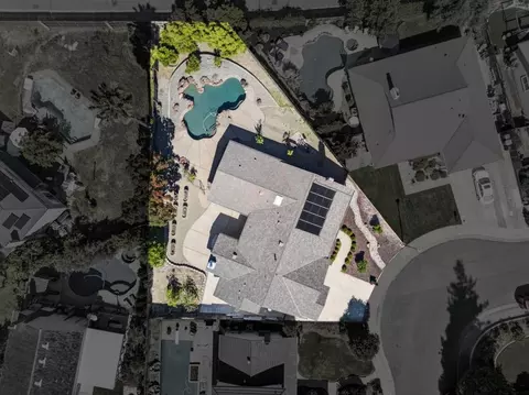 View/Area - 5016 Olive Oak Way, Carmichael, CA 95608 photo 1 of 9