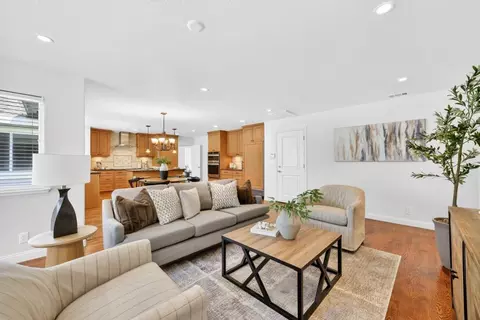 Living - 5016 Olive Oak Way, Carmichael, CA 95608 photo 5 of 5