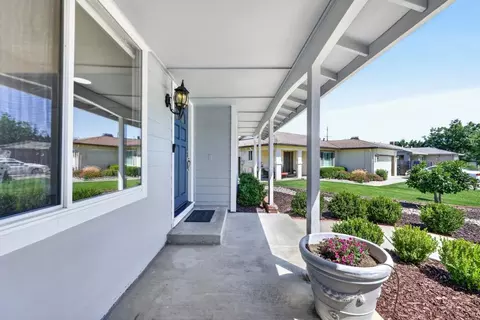 Exterior - 5016 Olive Oak Way, Carmichael, CA 95608 photo 5 of 12