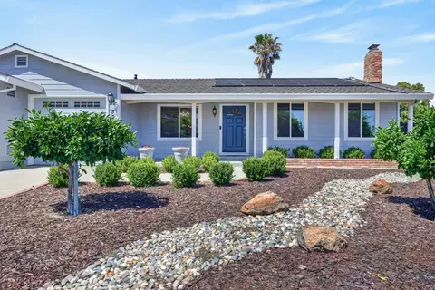 Exterior - 5016 Olive Oak Way, Carmichael, CA 95608 photo 3 of 12
