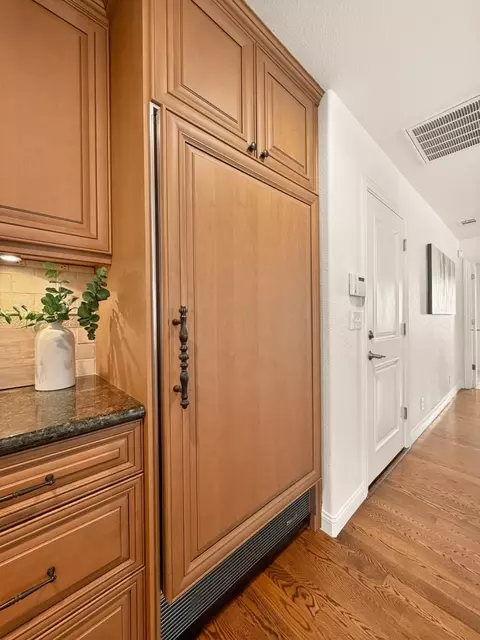 Kitchen - 5016 Olive Oak Way, Carmichael, CA 95608 photo 6 of 6