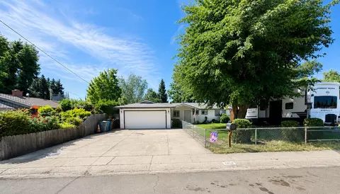 1162 Galaxy Dr, Yuba City, CA 95991