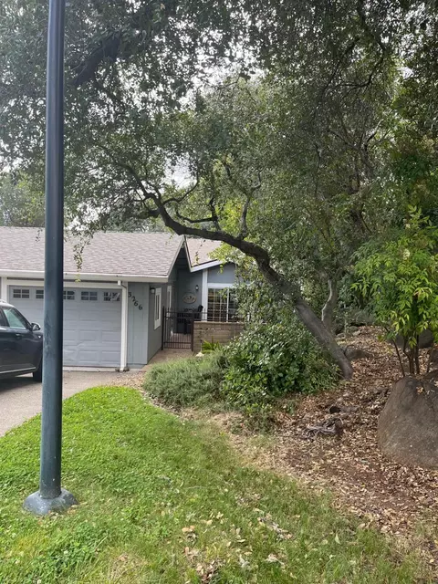 3266 Amethyst Dr, Cameron Park, CA 95682