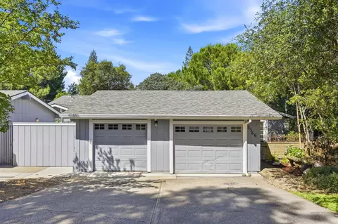 3266 Amethyst Dr, Cameron Park, CA 95682
